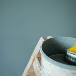 Choosing Between Oil-Based and Water-Based Paints